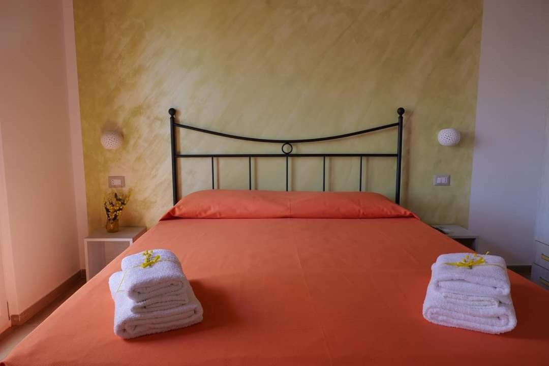 Case Vacanze La Quercia Marina di Camerota Extérieur photo