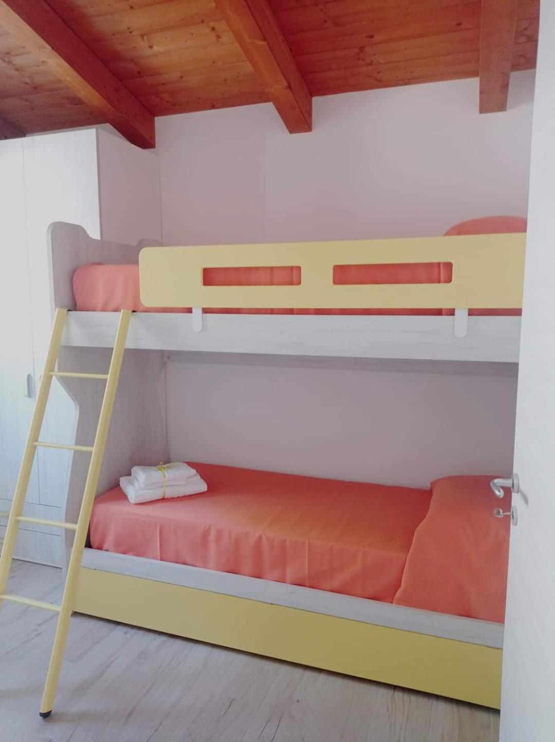 Case Vacanze La Quercia Marina di Camerota Extérieur photo